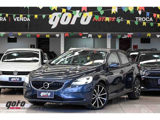 VOLVO V40 2.0 T4 MOMENTUM GASOLINA 4P AUTOMÁTICO VOLVO V40 2.0 T4 MOMENTUM GASOLINA 4P AUTOMÁTICO